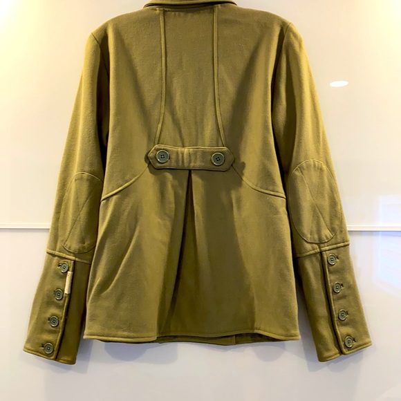 Green Fall Jacket - Picture 3 of 3